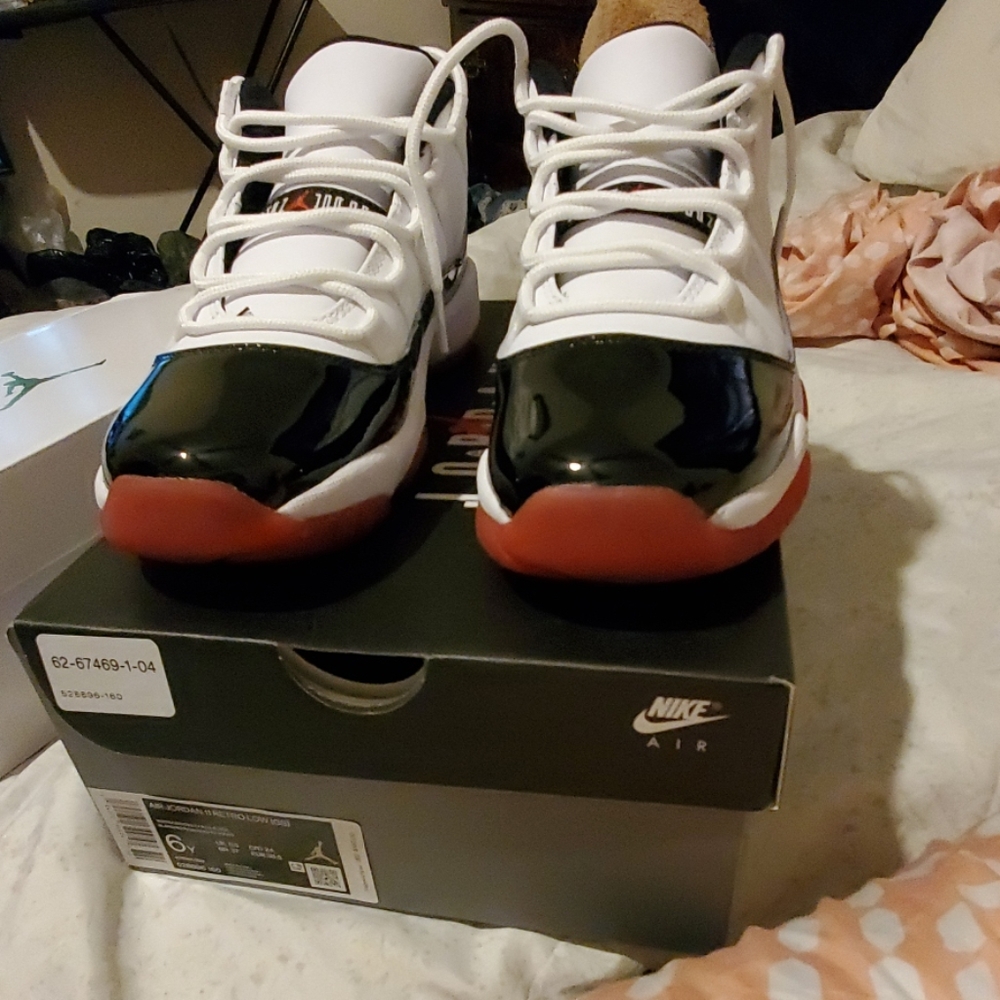 Air jordan 11 low